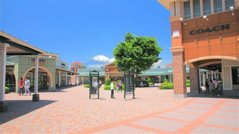 saint laurent gotemba premium outlets